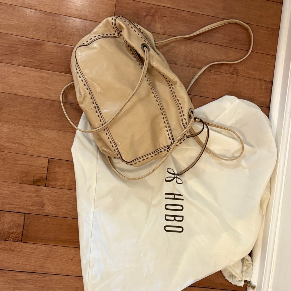 HOBO Beige Leather Women's Hobo Bag